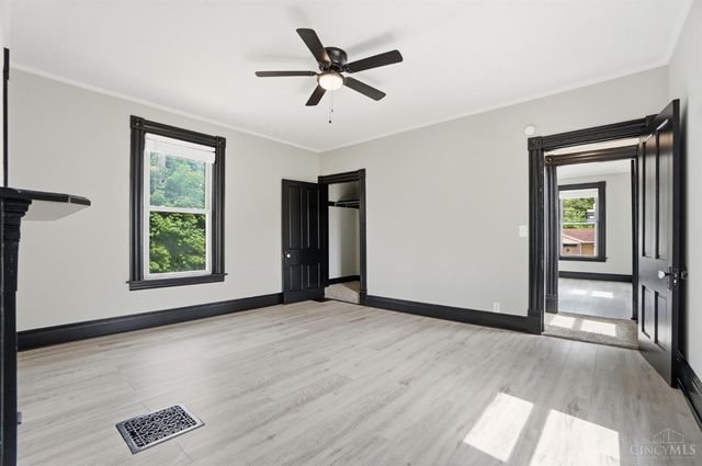 239 S Miami Avenue, Cleves, OH 45002