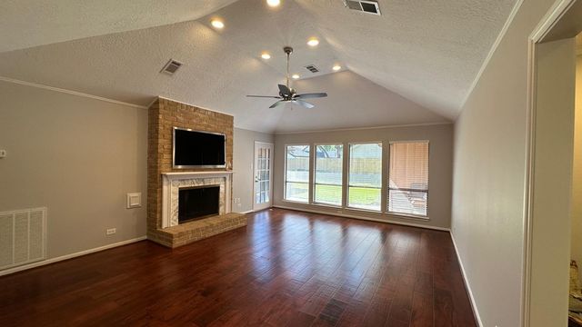 11527 Cedar Creek Drive, Houston, TX 77077