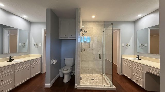 11527 Cedar Creek Drive, Houston, TX 77077