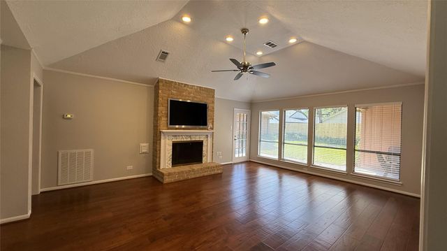11527 Cedar Creek Drive, Houston, TX 77077