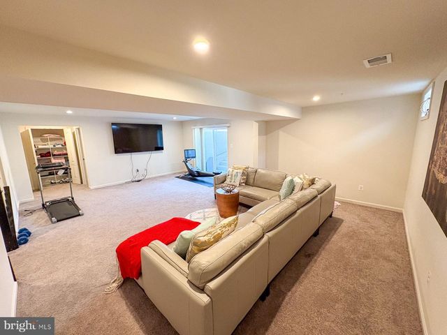 2357 TERRAPIN XING, Jessup, MD 20794