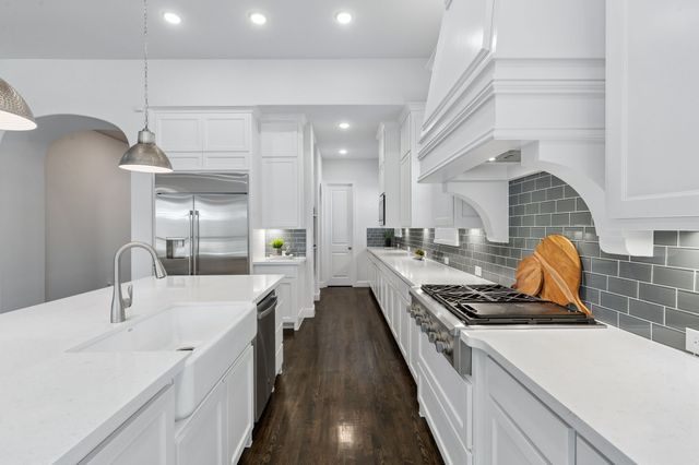 4043 Fairbanks Drive, Frisco, TX 75033