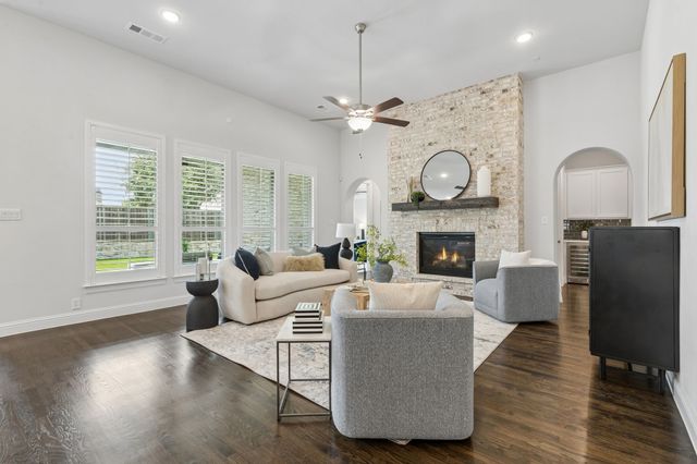 4043 Fairbanks Drive, Frisco, TX 75033