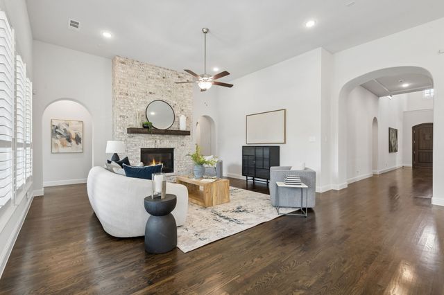 4043 Fairbanks Drive, Frisco, TX 75033