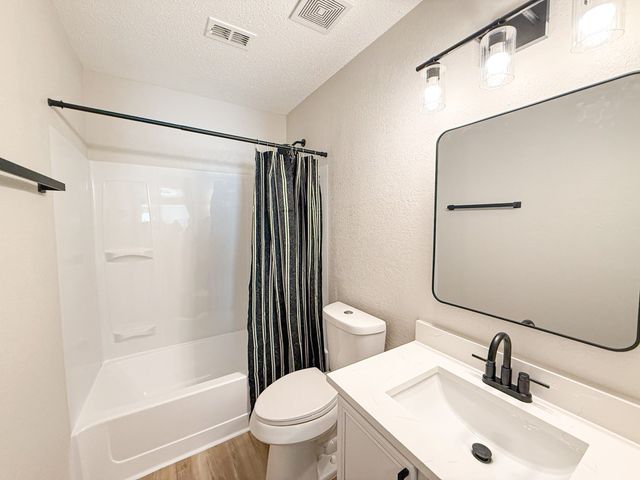 4913 Waterford Drive, Fort Worth, TX 76179