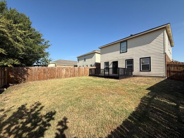 4913 Waterford Drive, Fort Worth, TX 76179