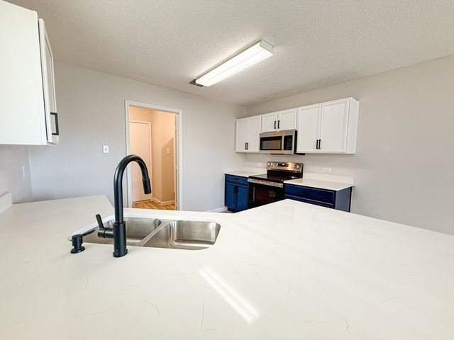 4913 Waterford Drive, Fort Worth, TX 76179
