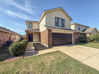 4913 Waterford Drive, Fort Worth, TX 76179