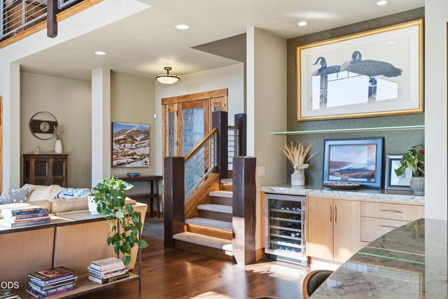 19361 Roswell Drive, Bend, OR 97702