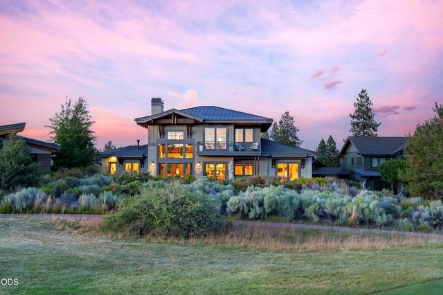 19361 Roswell Drive, Bend, OR 97702