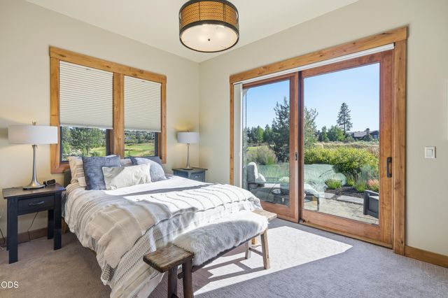19361 Roswell Drive, Bend, OR 97702