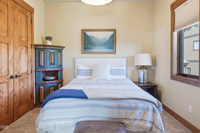 19361 Roswell Drive, Bend, OR 97702
