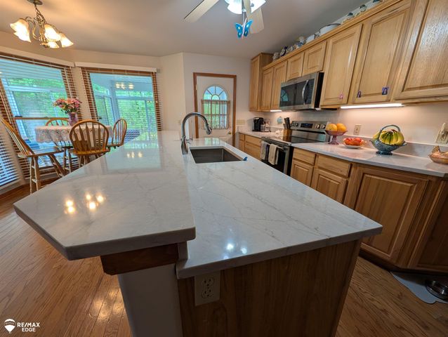 1245 W Vienna Road, Clio, MI 48420