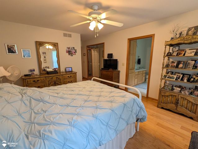 1245 W Vienna Road, Clio, MI 48420