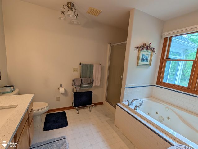 1245 W Vienna Road, Clio, MI 48420