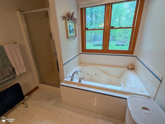 1245 W Vienna Road, Clio, MI 48420