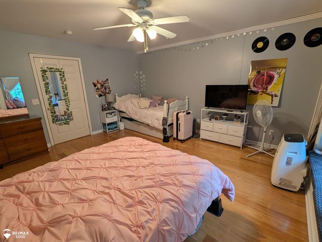 1245 W Vienna Road, Clio, MI 48420