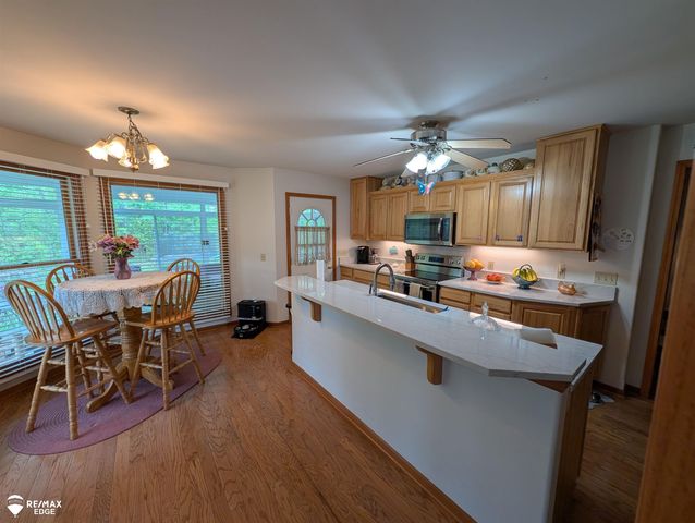1245 W Vienna Road, Clio, MI 48420