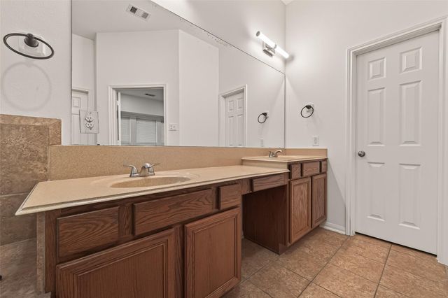 16131 Keystone Ridge Lane, Houston, TX 77070