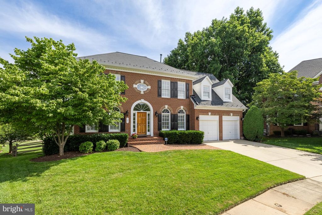 1 LITTLEBROOKE CT, Olney, MD 20832