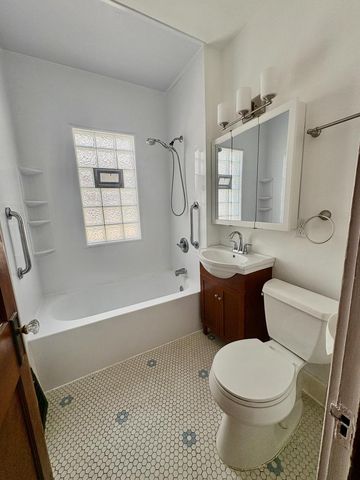 4034 N Larkin STREET, Shorewood, WI 53211