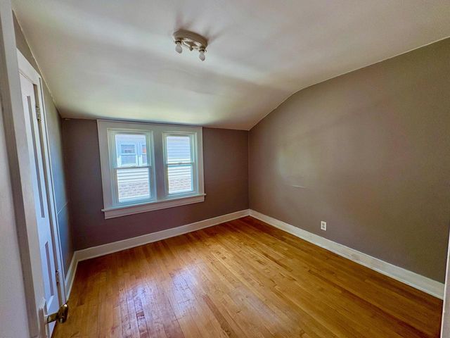 4034 N Larkin STREET, Shorewood, WI 53211