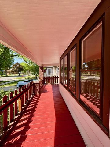 4034 N Larkin STREET, Shorewood, WI 53211