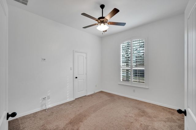 4004 Brookdale Road, Benbrook, TX 76116