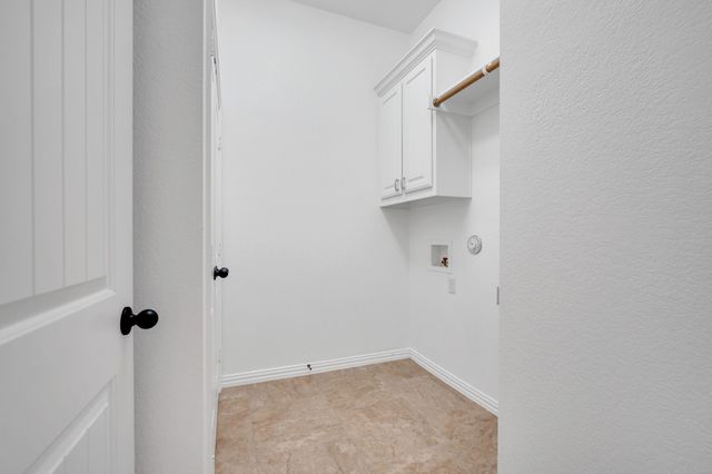 4004 Brookdale Road, Benbrook, TX 76116