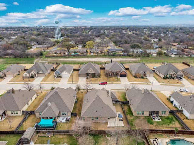 4004 Brookdale Road, Benbrook, TX 76116