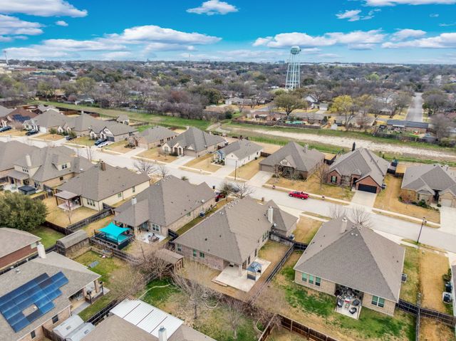 4004 Brookdale Road, Benbrook, TX 76116