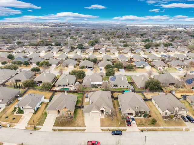 4004 Brookdale Road, Benbrook, TX 76116