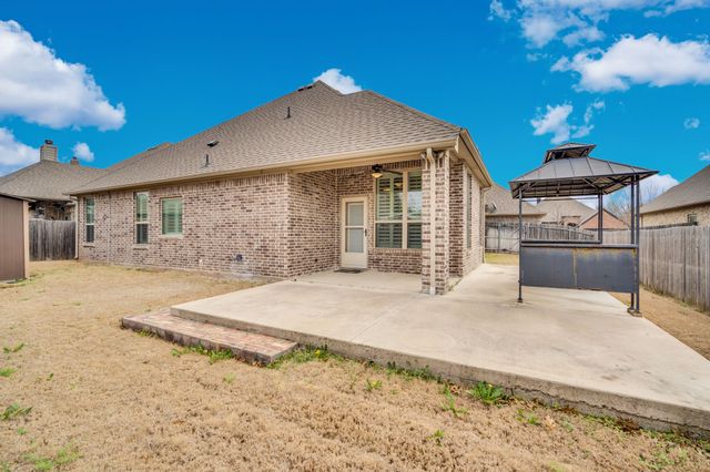 4004 Brookdale Road, Benbrook, TX 76116