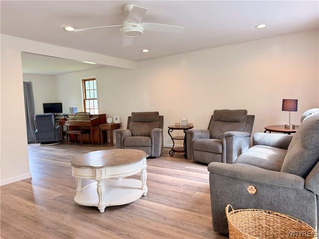 120 Sunset Drive, Hamburg, NY 14075