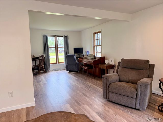 120 Sunset Drive, Hamburg, NY 14075