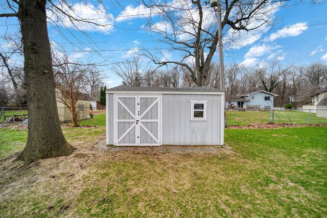 3861 Dorset Drive, Jackson, MI 49203