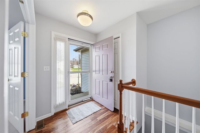 3861 Dorset Drive, Jackson, MI 49203