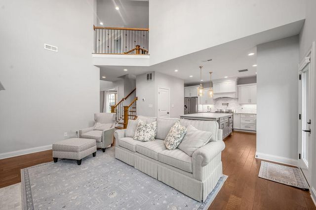 2680 Lucca Place, Lexington, KY 40509
