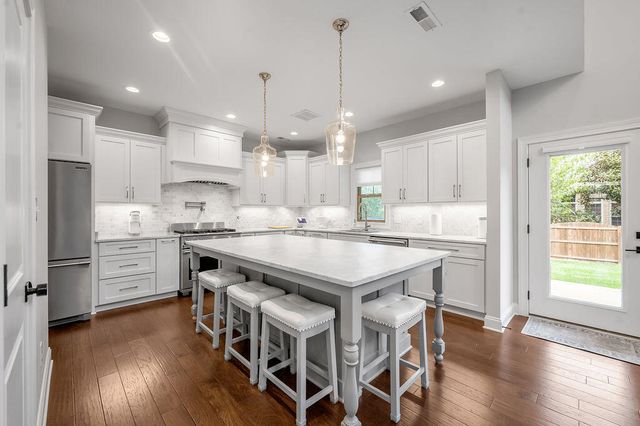 2680 Lucca Place, Lexington, KY 40509