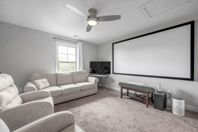 2680 Lucca Place, Lexington, KY 40509