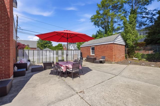 1155 Delmar Avenue, Franklin Square, NY 11010