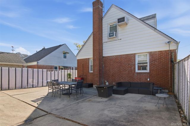 1155 Delmar Avenue, Franklin Square, NY 11010