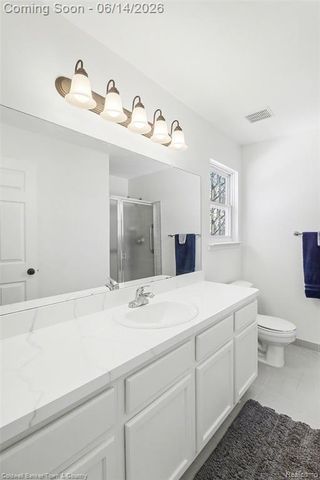 9120 Lakewood Drive, Whitmore Lake, MI 48189
