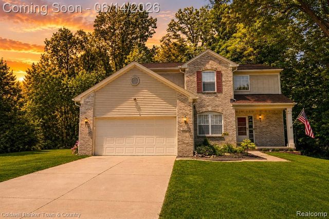9120 Lakewood Drive, Whitmore Lake, MI 48189