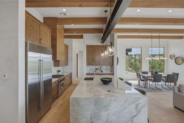 2 Vista Del Cielo, Santa Fe, NM 87506