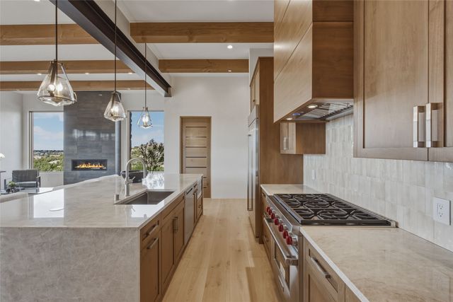 2 Vista Del Cielo, Santa Fe, NM 87506