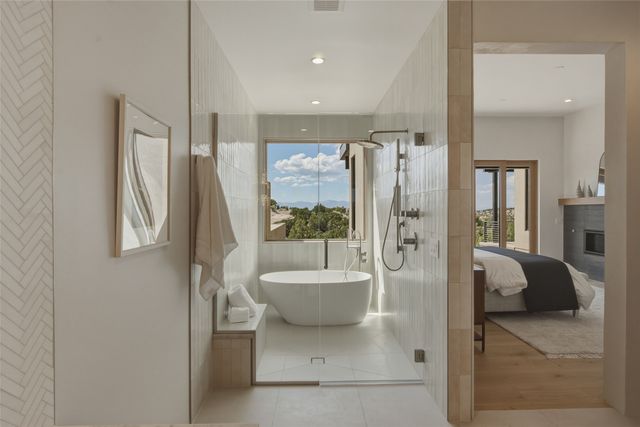 2 Vista Del Cielo, Santa Fe, NM 87506