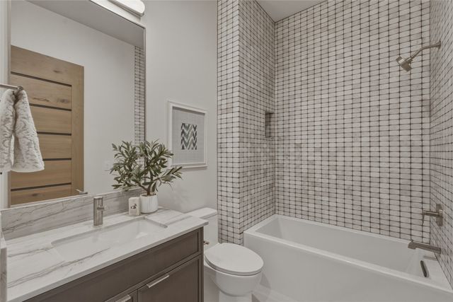2 Vista Del Cielo, Santa Fe, NM 87506