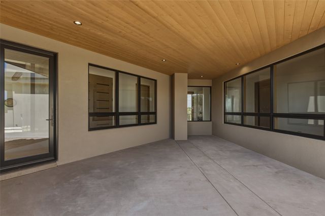 2 Vista Del Cielo, Santa Fe, NM 87506
