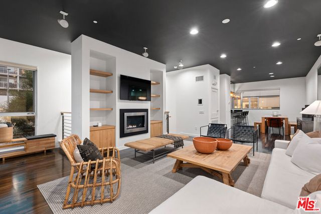 310 Washington Boulevard 201, Marina Del Rey, CA 90292